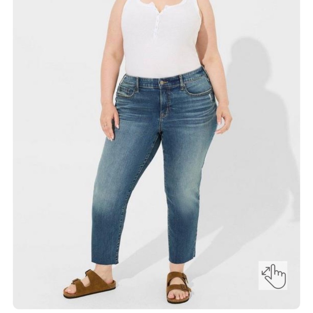 Torrid Perfect Boyfriend Vintage Stretch Mid-Rise Jean 24 R EUC